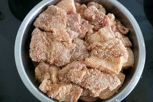 粉蒸肉的做法图解8