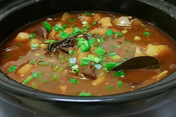 土豆烧牛腩的做法图解13