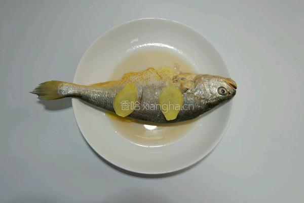 家常烧黄花鱼的做法图解3