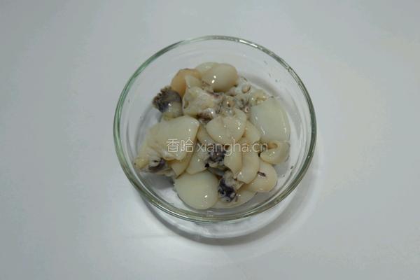 泡椒墨鱼仔的做法图解1