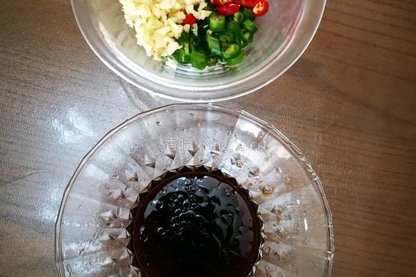 皮蛋拌豆腐的做法图解5