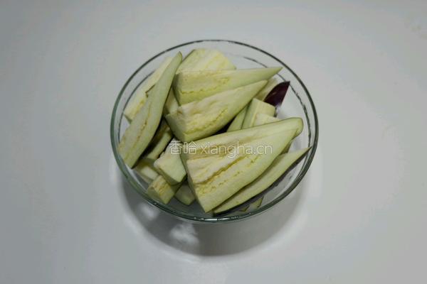 肉末淋茄子的做法图解4