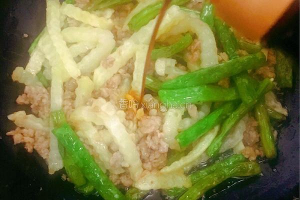 肉末土豆炒豆角的做法图解9