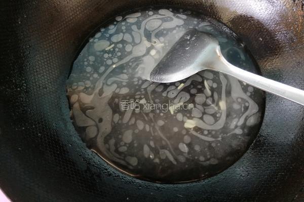 芹菜叶皮蛋瘦肉汤的做法图解7