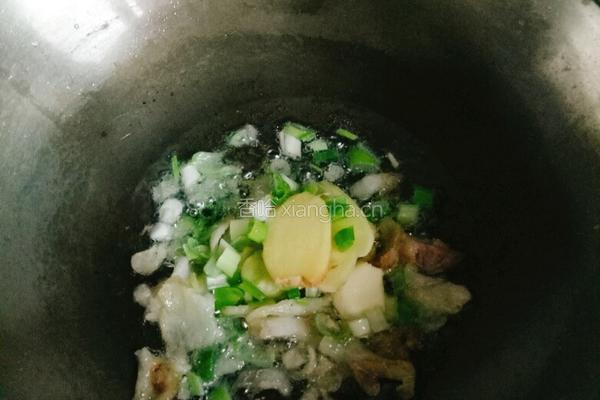 鲢鱼炖豆腐的做法图解4
