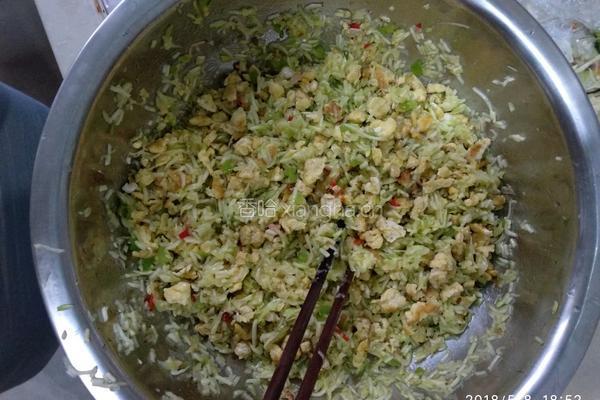 西葫芦鸡蛋饺子的做法图解15