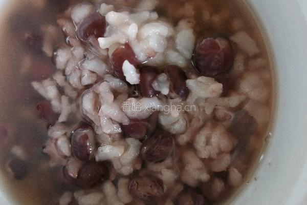 大米红小豆粥的做法图解4