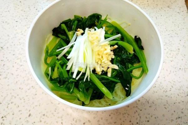 菠菜拌粉丝的做法图解4