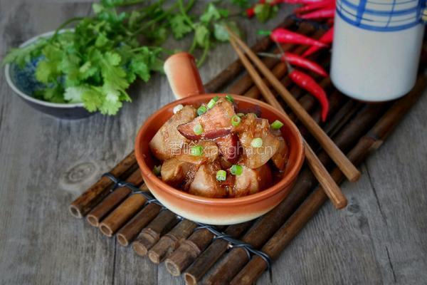 腊肉烧香芋的做法图解9