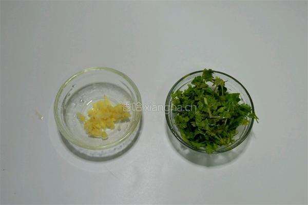 香菜蚕豆瓣的做法图解2