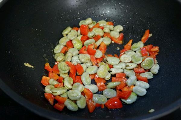 香菜蚕豆瓣的做法图解6