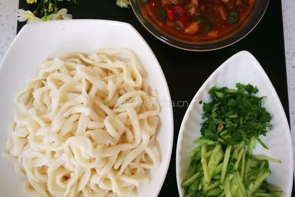 (香菇肉卤)炸酱面 的做法图解10