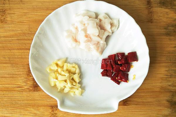 酸辣手撕包菜的做法图解2
