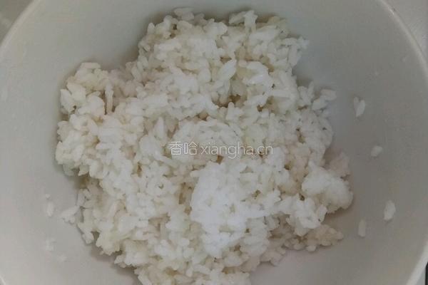 火腿饭饼的做法图解1