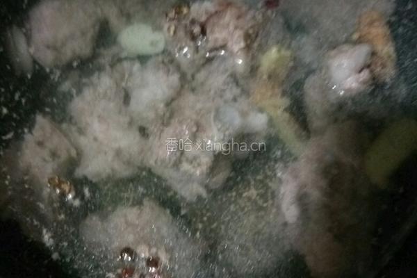 白萝卜炖排骨的做法图解2