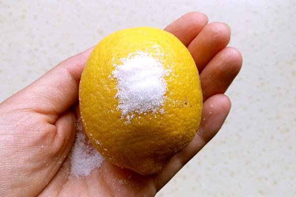蜂蜜柠檬茶的做法图解1