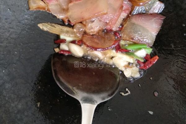 苦瓜炒腊肉的做法图解7