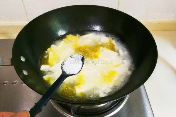 清香茼蒿豆腐的做法图解11