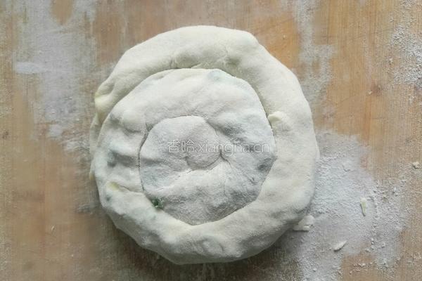 葱油饼的做法图解5