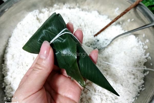 家乡牛角粽的做法图解16