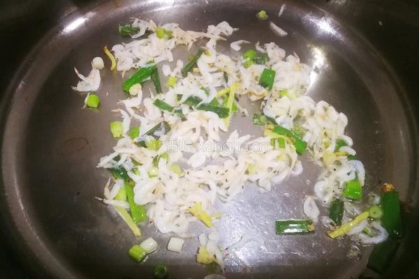 葱香虾皮豆腐汤的做法图解4
