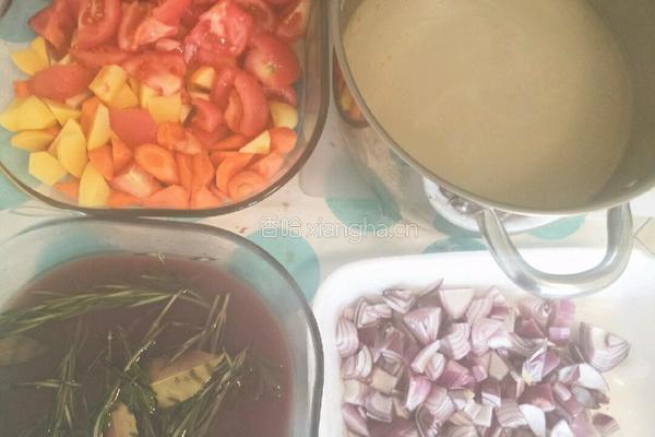 番茄红酒炖牛肉的做法图解4
