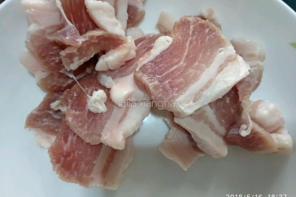干香菇炒五花肉的做法图解2