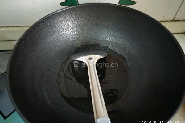 干香菇炒五花肉的做法图解5