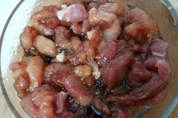 蒜苔炒肉丝的做法图解2