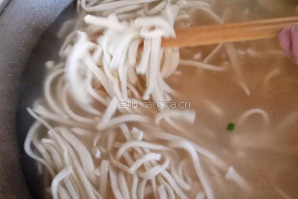 番茄鸡蛋手擀面的做法图解12