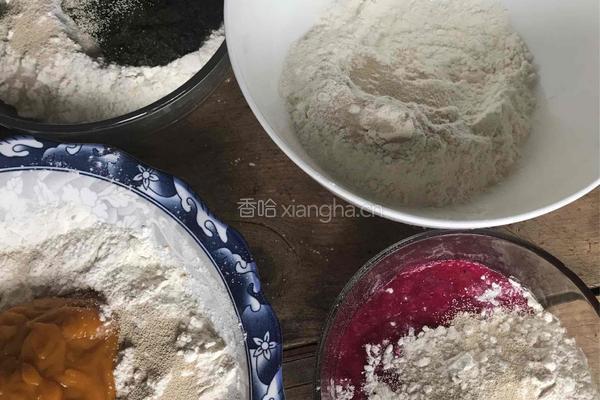开花馒头的做法图解1