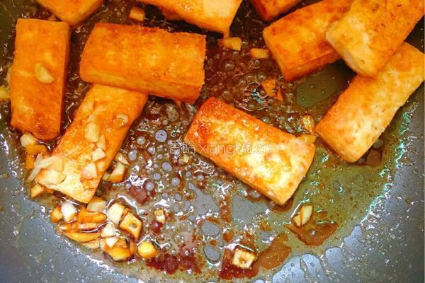 椒盐干煎豆腐的做法图解5