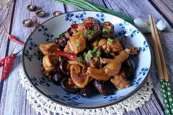 香菇烧鸡块的做法图解20