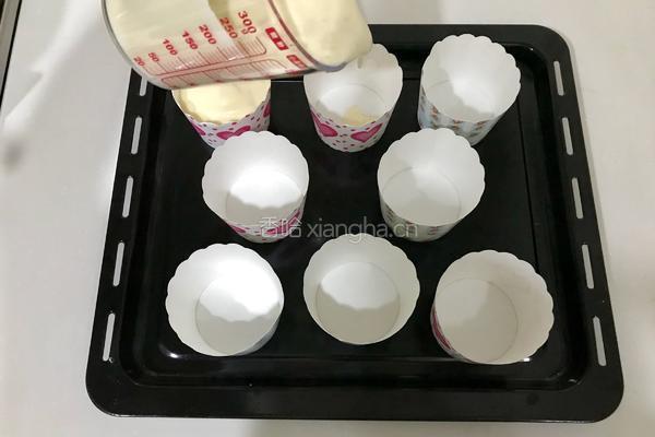 蔓越莓杯子蛋糕的做法图解12