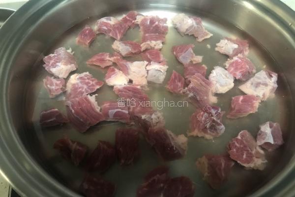 西红柿土豆炖牛腩的做法图解4