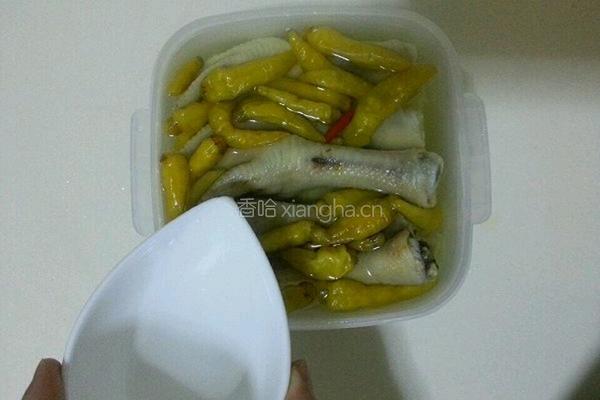 泡椒凤爪的做法图解4