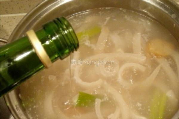 凉拌水晶肉皮冻的做法图解5