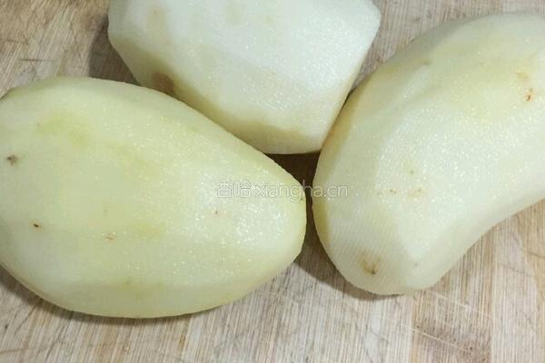 干锅土豆片的做法图解1