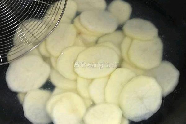 干锅土豆片的做法图解3