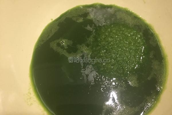 菠菜戚风蛋糕的做法图解2
