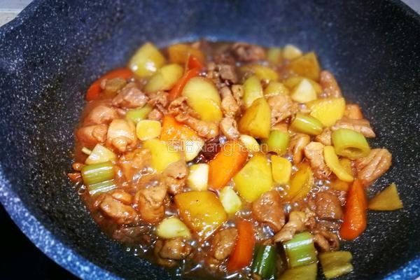 今日晚餐之土豆烧鸡块的做法图解30
