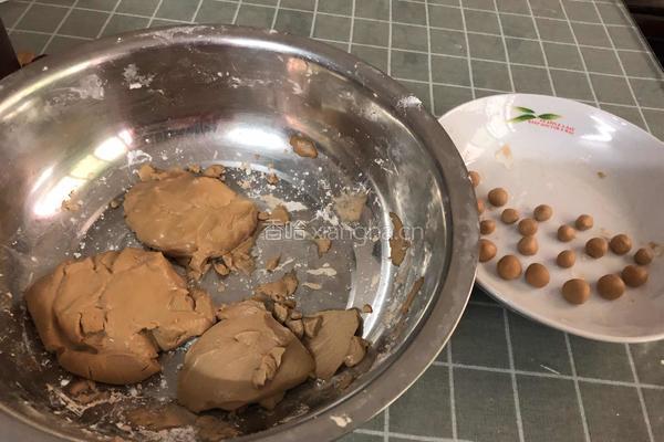黑糖珍珠奶茶的做法图解1