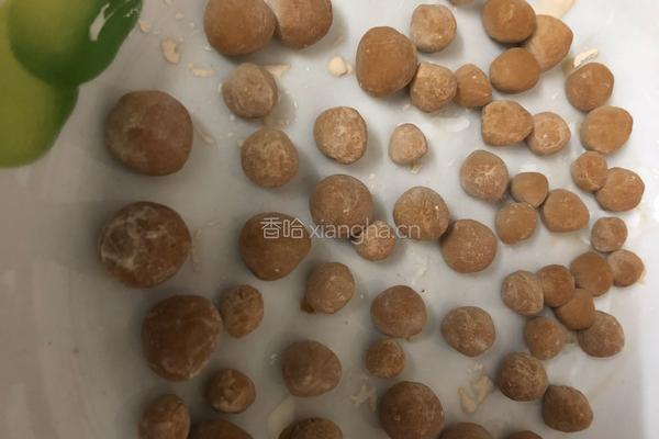 黑糖珍珠奶茶的做法图解2