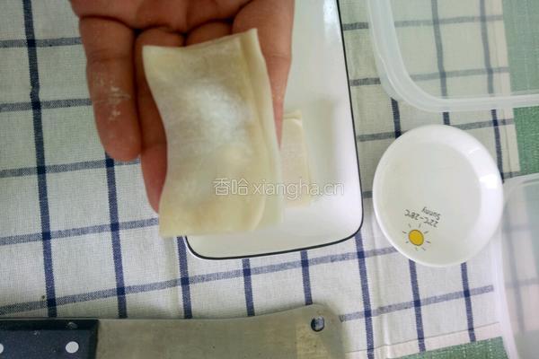 虾仁玉米小馄钝的做法图解5