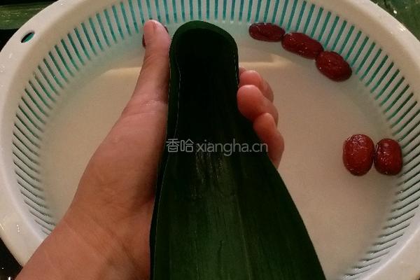 粽子包法的做法图解3