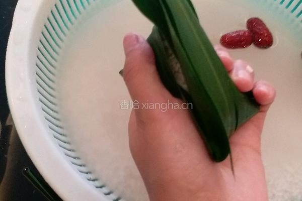 粽子包法的做法图解5