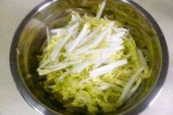 泰式凉拌娃娃菜的做法图解2