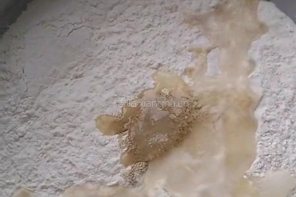 香脆芝麻饼的做法图解3