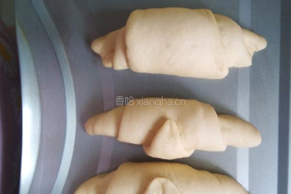 椰蓉牛角包的做法图解12