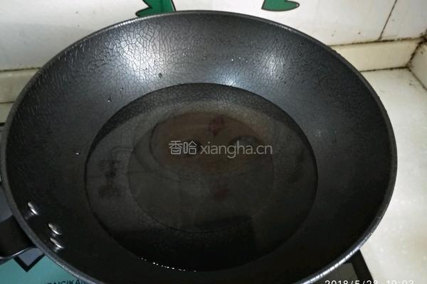 土豆胡萝卜炖鸡肉排骨的做法图解3
